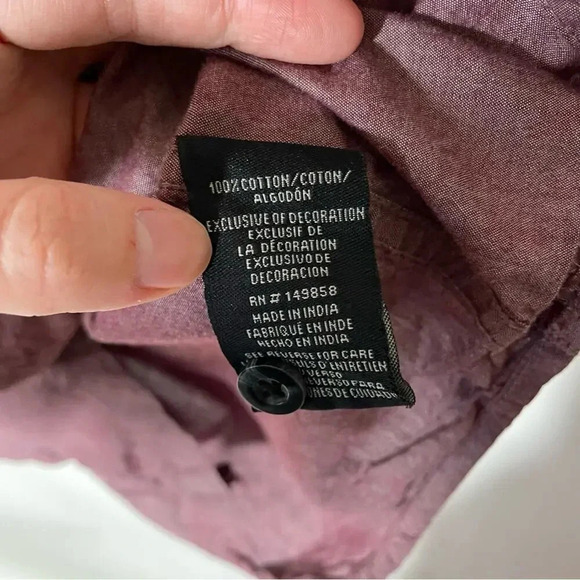 Voyager Short Sleeve Button Up Shirt Size XL - Picture 3 of 6